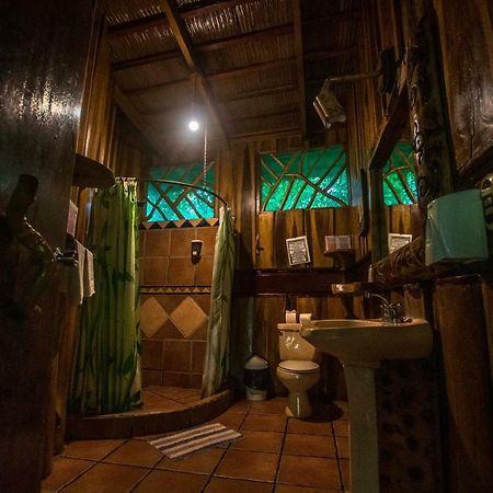 Hotel La Costa De Papito Puerto Viejo de Talamanca Ngoại thất bức ảnh