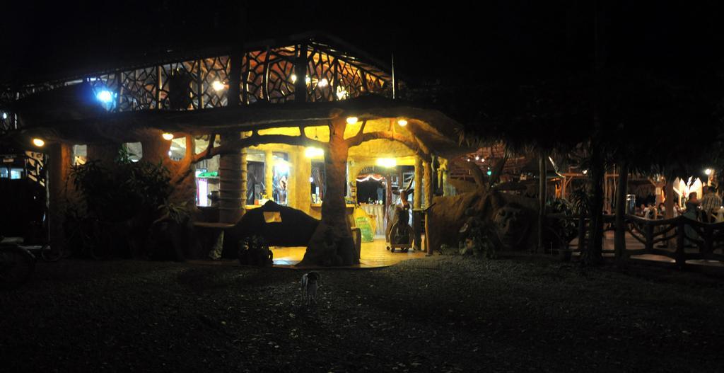 Hotel La Costa De Papito Puerto Viejo de Talamanca Ngoại thất bức ảnh
