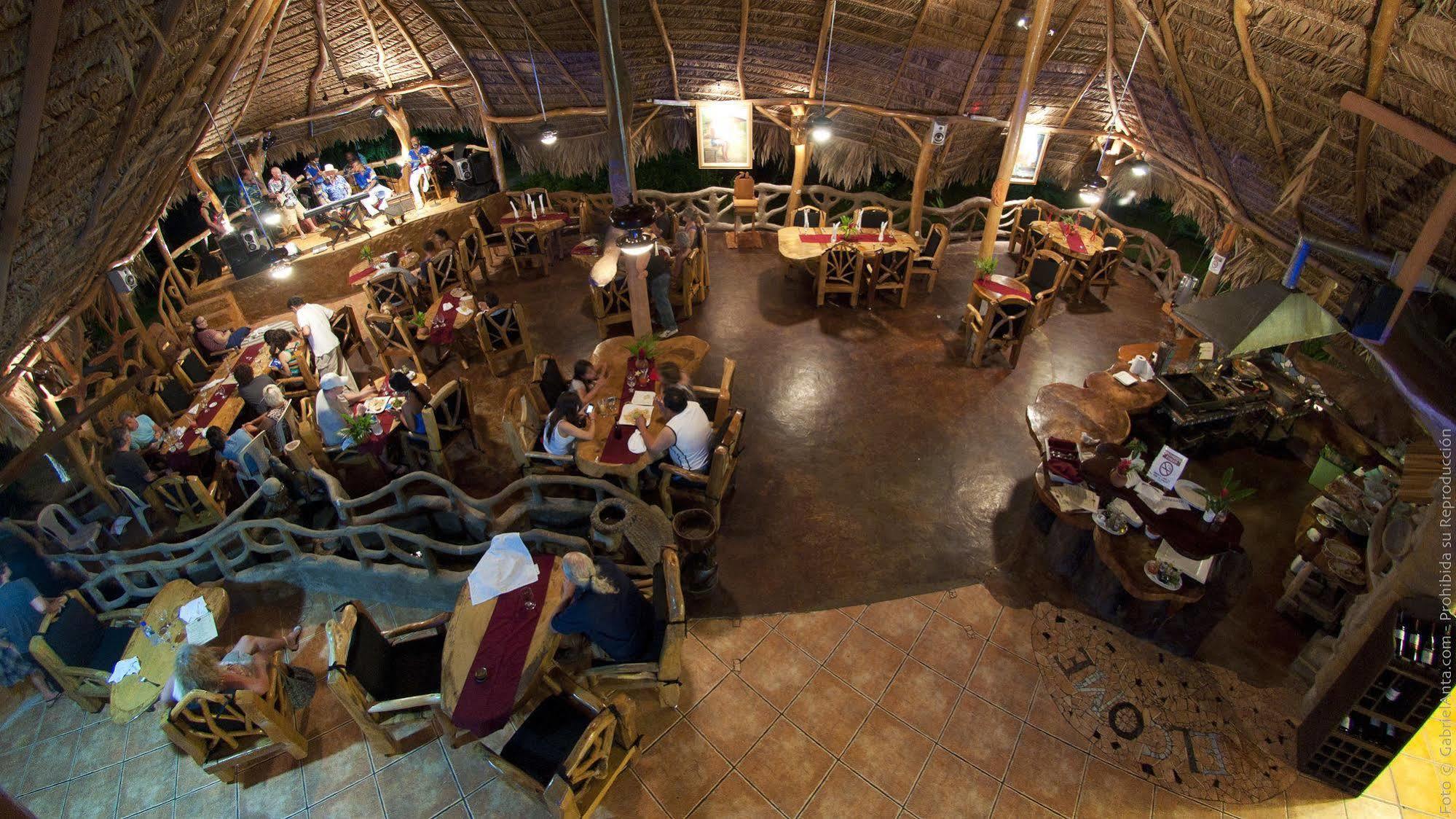 Hotel La Costa De Papito Puerto Viejo de Talamanca Ngoại thất bức ảnh