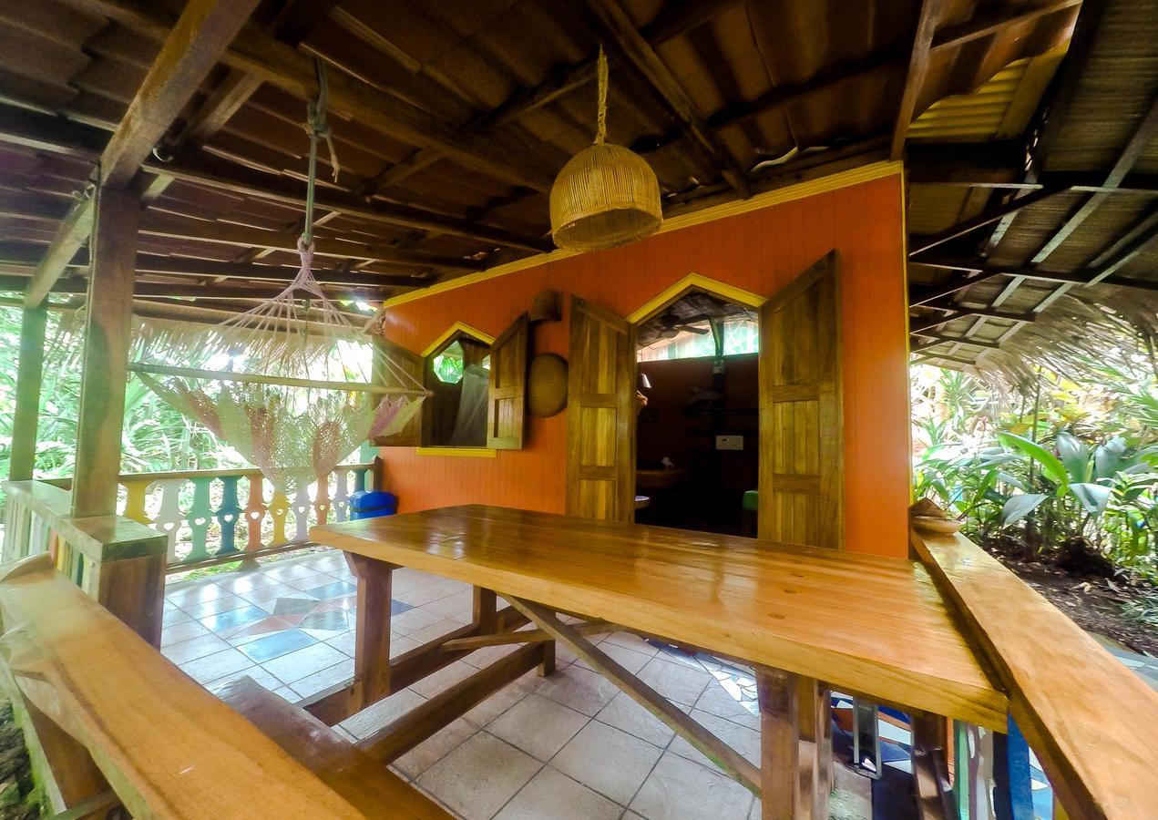 Hotel La Costa De Papito Puerto Viejo de Talamanca Ngoại thất bức ảnh