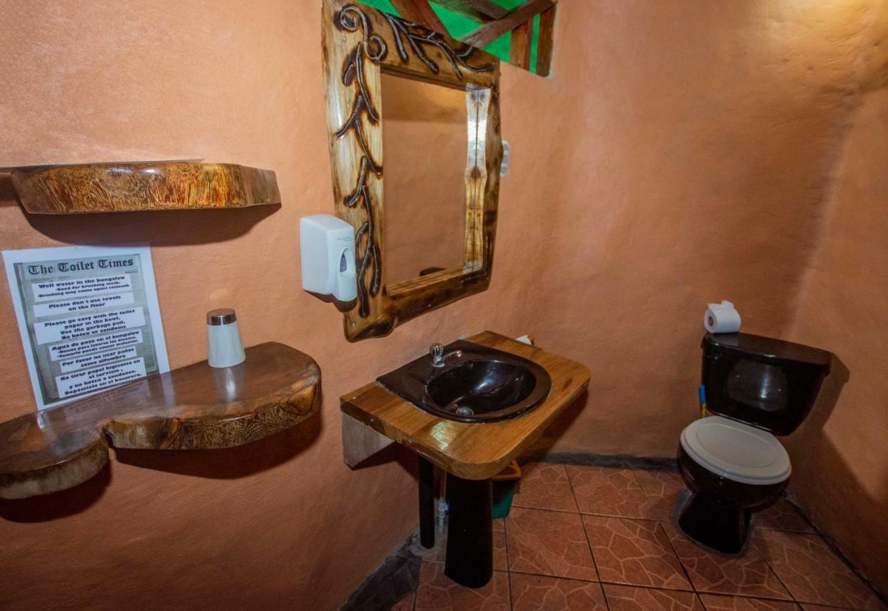 Hotel La Costa De Papito Puerto Viejo de Talamanca Ngoại thất bức ảnh