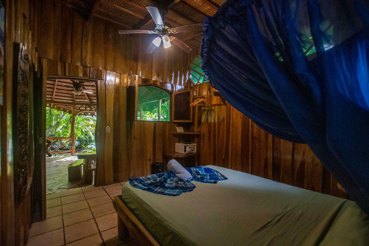 Hotel La Costa De Papito Puerto Viejo de Talamanca Ngoại thất bức ảnh