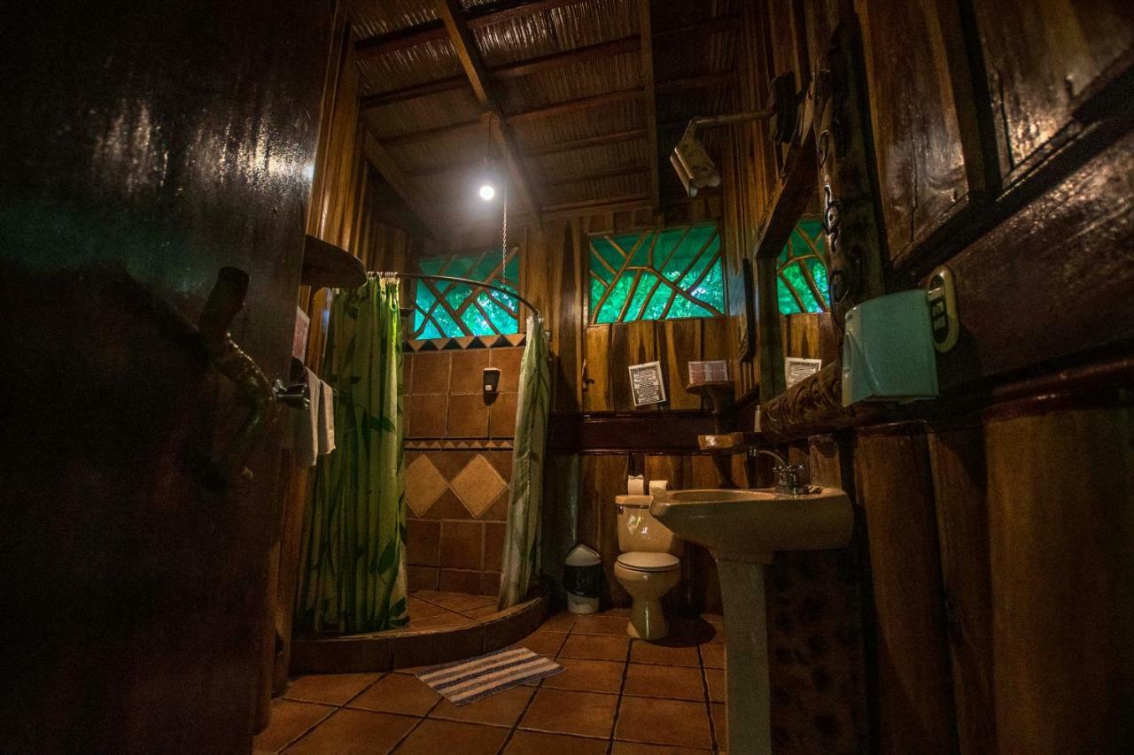 Hotel La Costa De Papito Puerto Viejo de Talamanca Ngoại thất bức ảnh